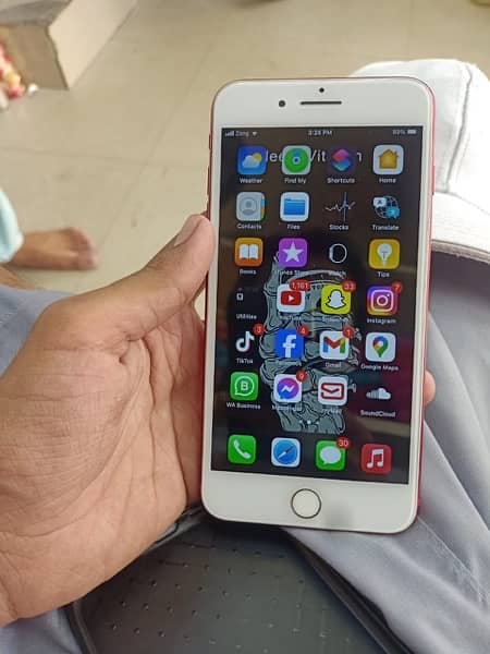 I phone 7 plus pta approved 128 gb 4