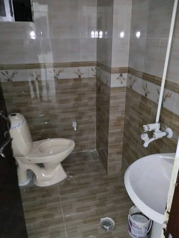 2 Bed Lounge Flat For Sale 2