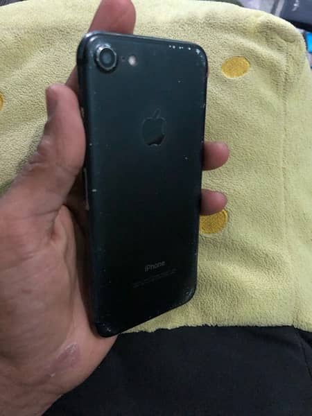 IPHONE 7 official pta approved 2