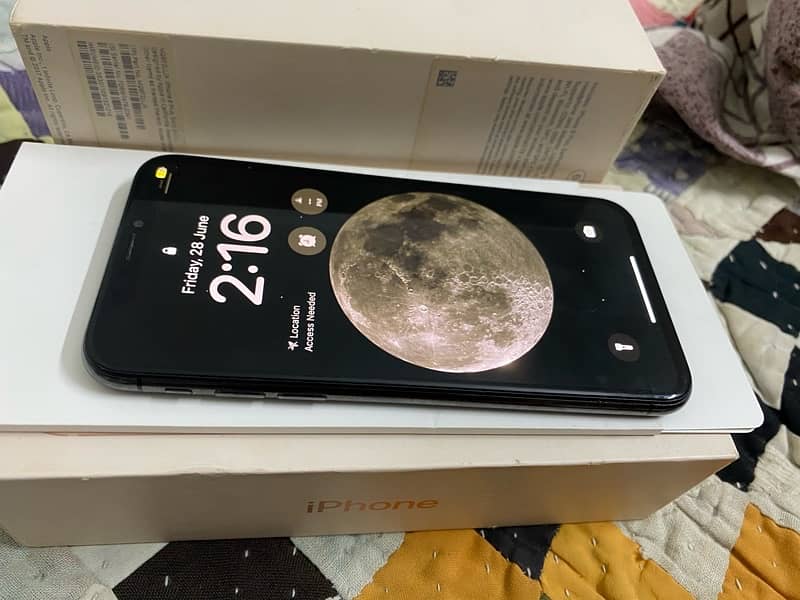 I phone xs 64 gb factory unlock 2