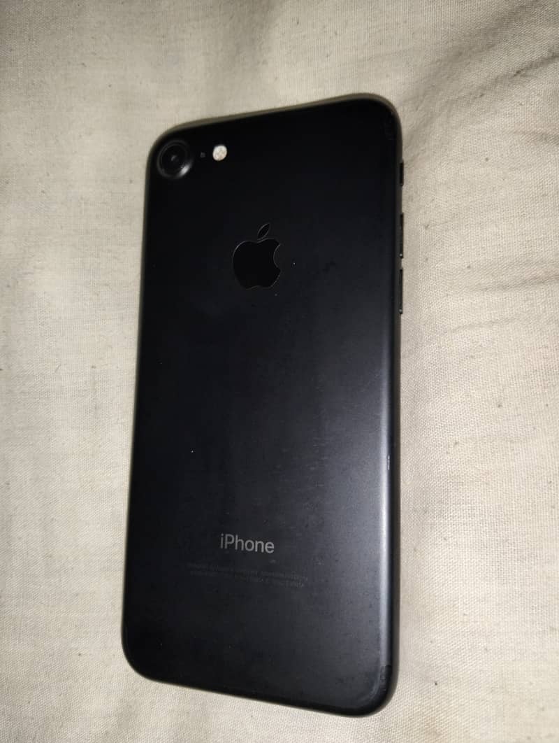 IPHONE 7 32GB NON PTA APPROVED CONTACT US 03208468382 3