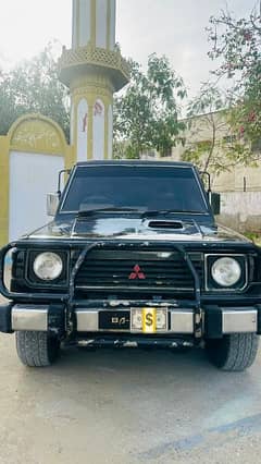 Mitsubishi Pajero 1986