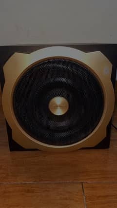 F and D speaker
