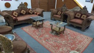 chinioti 5 Seater sofa set with two center tables 0