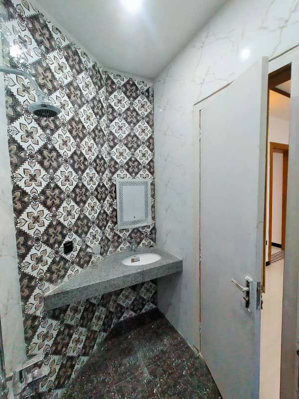 7 Marla House In Central Bahria Town Phase 8 - Ali Block For Sale 23
