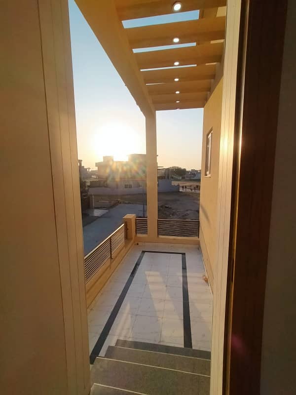 7 Marla House In Central Bahria Town Phase 8 - Ali Block For Sale 28
