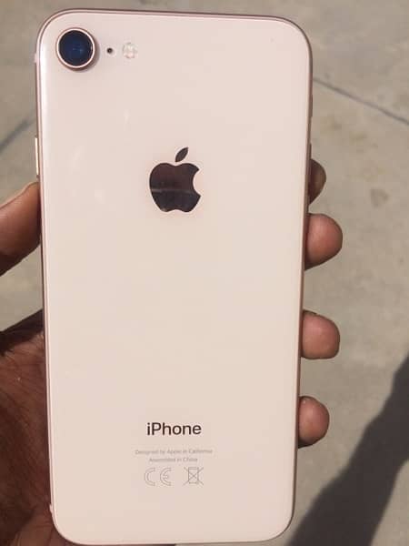 iPhone 8 Gold 2