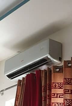 1.5 ton Simple Ac urgently selling (grey color)
