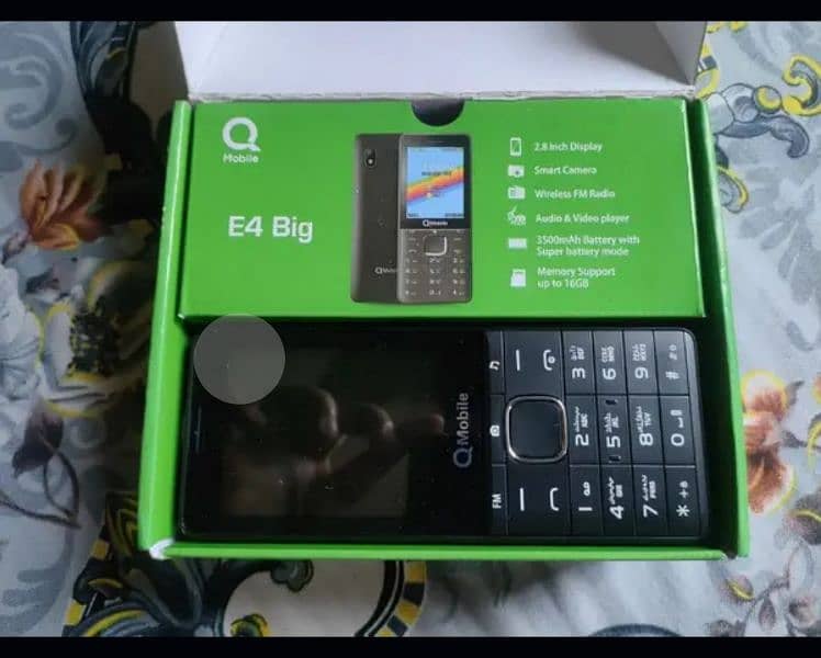 Q Mobile E4 Big Typing Available Condition New ha sirf box open kya ha 9