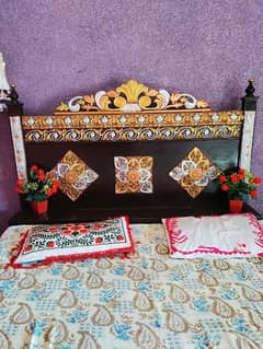 Unique Wood Bed For Grooms For Sale