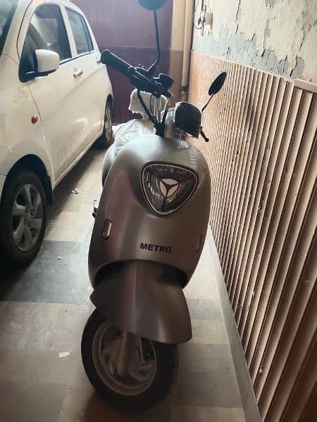 Electric scooty 1