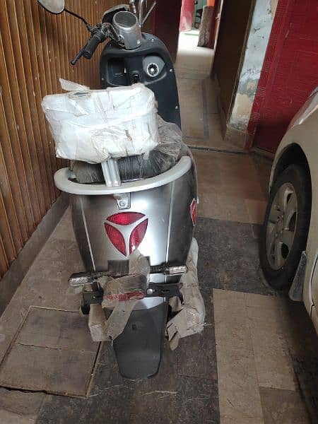 Electric scooty 2