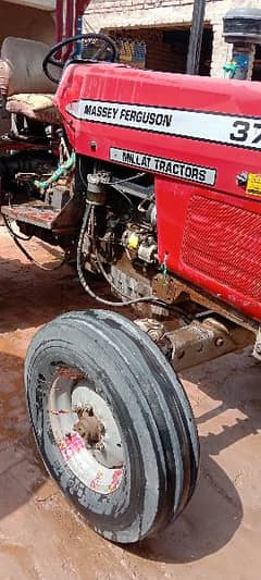 Massey Ferguson tractor 375