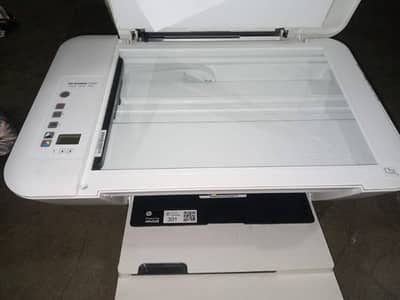 hp Deskjet 2540 color and black all ok no nay fault new condition ha