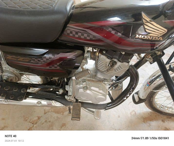 2024 model Lush condition Honda 125cc for sale with clear documents 5