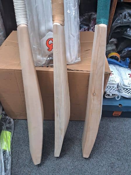 CA CRICKET BATS WITHOUT STICKER (FACTORY STOCK) Grade 1 English Willo 5