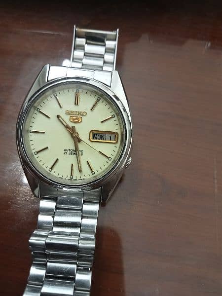 SEIKO 5 Automatic 1