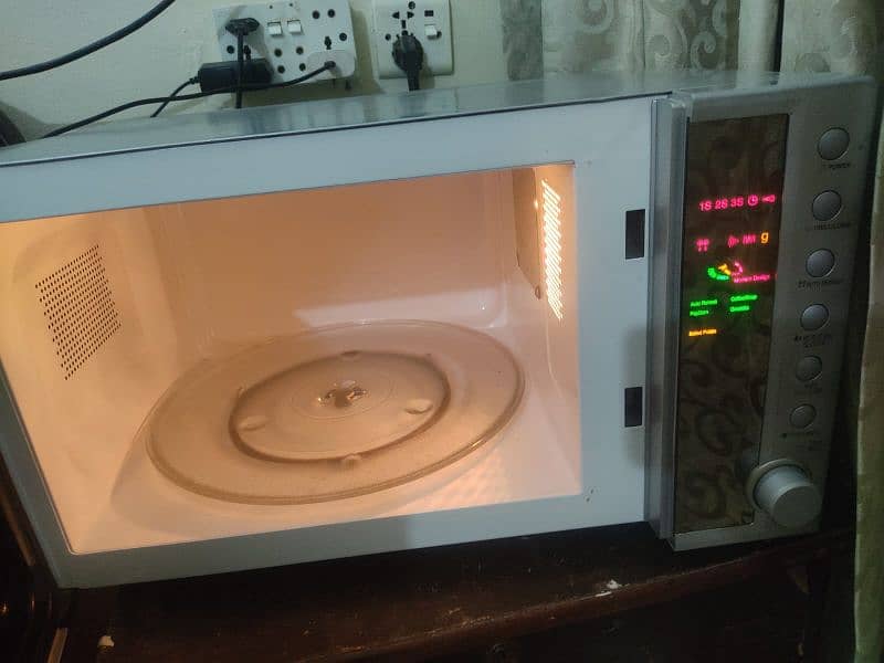 Dawlance microwave oven 2