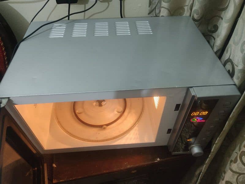 Dawlance microwave oven 3