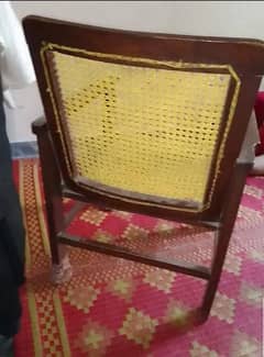 2 Beautiful wooden chair in very good condition are available for sale