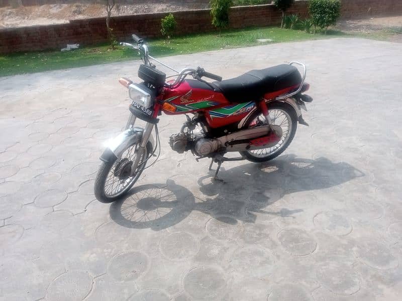 Honda CD 70 2018 model for sale to buy it call on (03007649452) 0