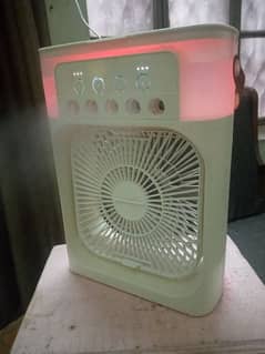 Mini Cooling Mist Fan