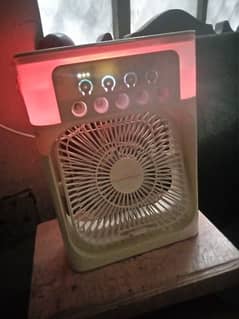 Mini Cooling Mist Fan