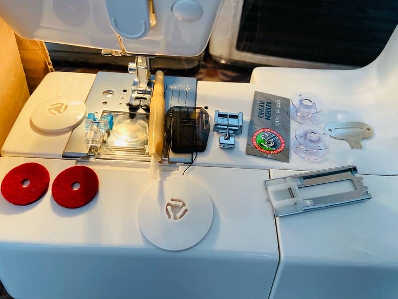 Singer New model embroidery machine 2