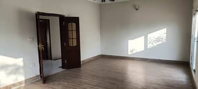 350 Square Yard House Is Available For Rent 0