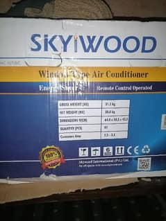 window Ac sky wood 10, 500 btu. ful new condition 6 days used