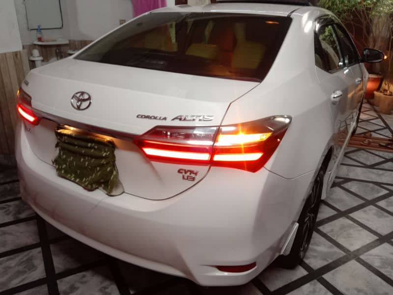 Toyota Altis Grande 2019 8