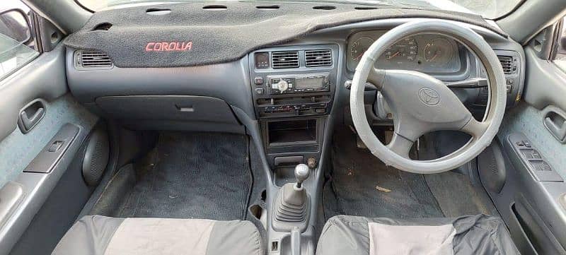 Toyota Corolla XE 1998 8