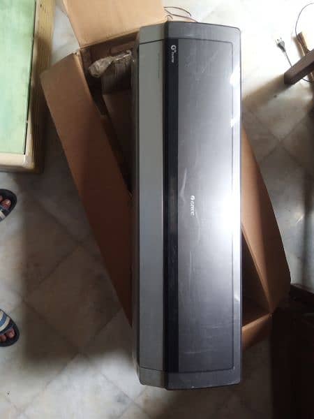 3 split Ac are available for sale at cheap price 0