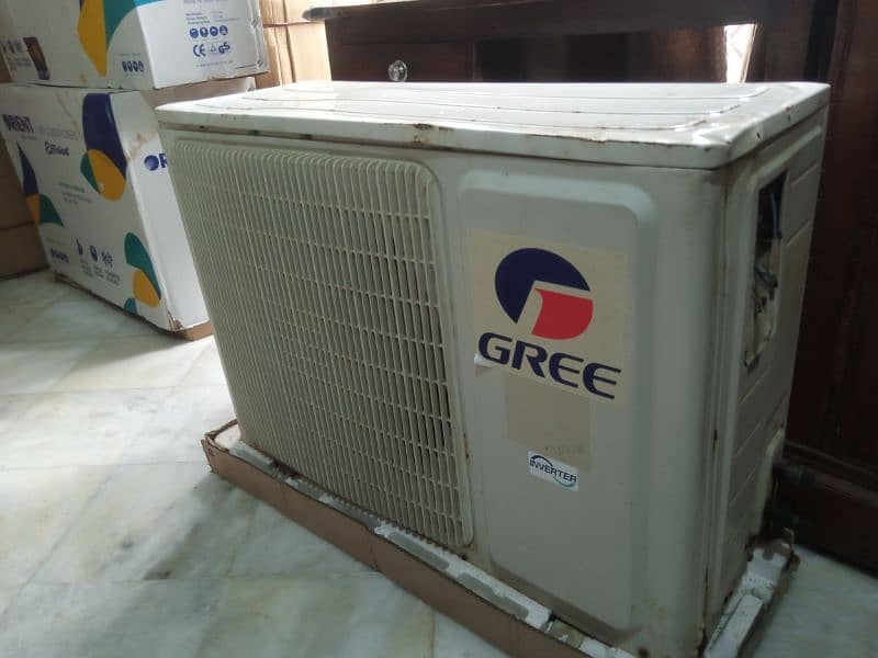 3 split Ac are available for sale at cheap price 3