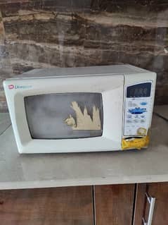 Dawlance Microwave