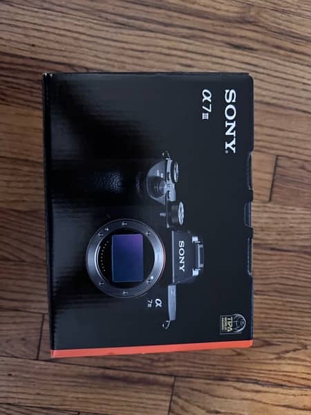 SONY A7III mirrorless full frame camera box pack brand new 3