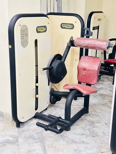 TECHNOGYM Italy element Gym Unit slightly Used Machine per unit:550000 4