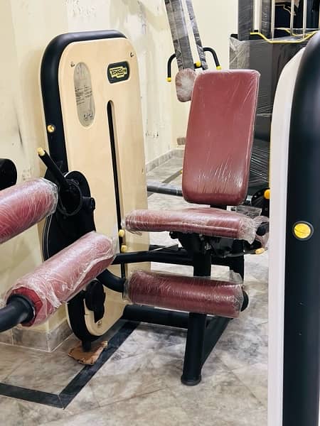 TECHNOGYM Italy element Gym Unit slightly Used Machine per unit:550000 9