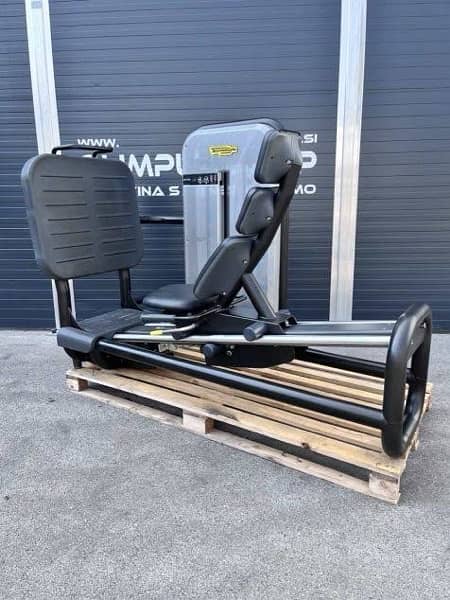 TECHNOGYM Italy element Gym Unit slightly Used Machine per unit:550000 11