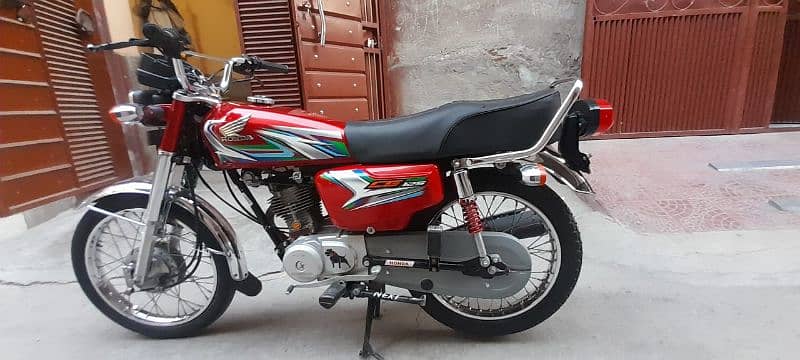 honda 125 condition 100 %ok 12