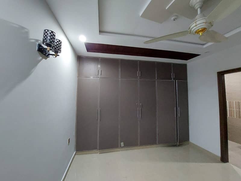 1 KANAL HOUSE FOR RENT IN DHA EME SOCIETY BLOCK D 22