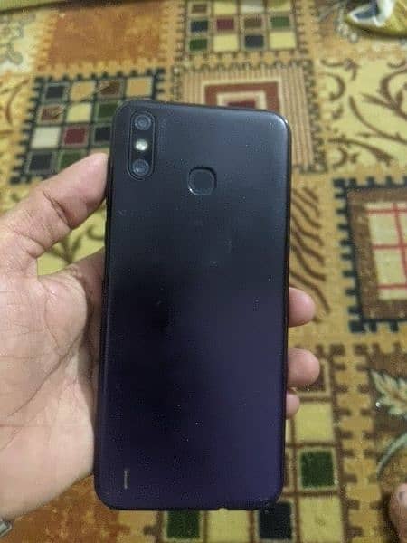 Infinix hot 8 lite 1