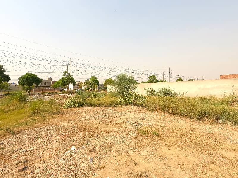 This Is Your Chance To Buy Prime Location Commercial Plot In Lahore 5