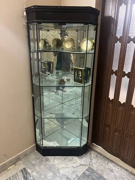 CORNER GLASS CABINET 0