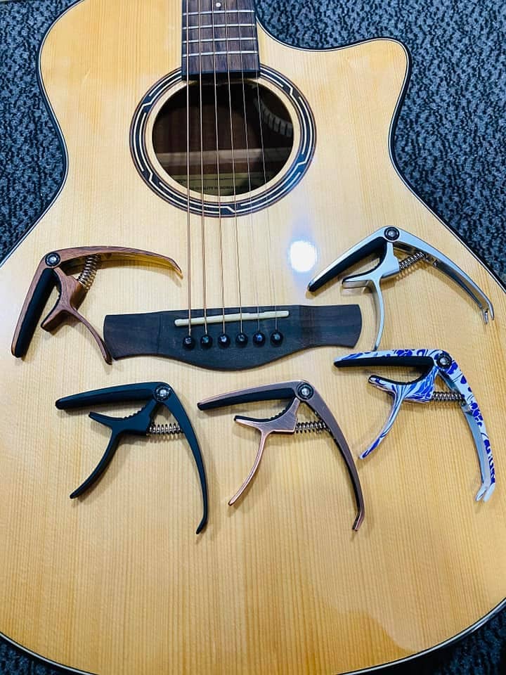 Guitar Capo for Acoustic Electric Guitars Ukulele Banjo Bass 6