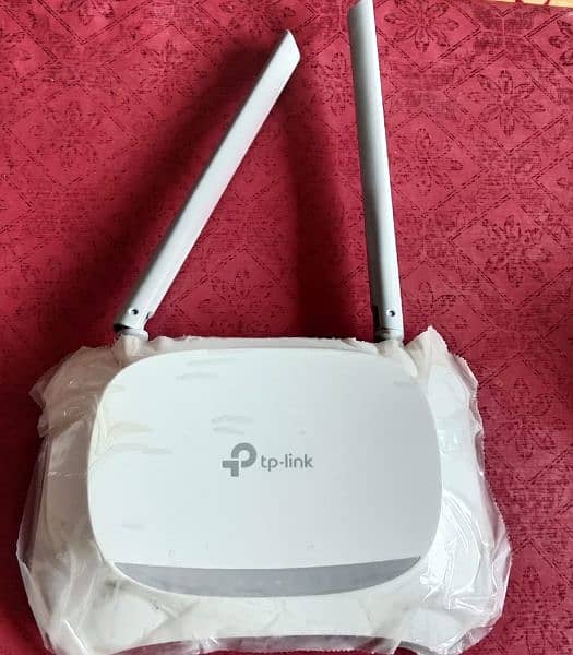 stabilizer  and 300Mbps wifi n Router for sale 2