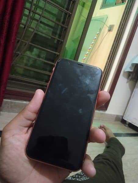 iphone XR 64 gb 10 by 9 condition hai 1