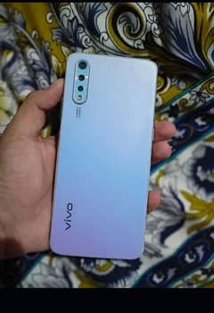 vivo s1