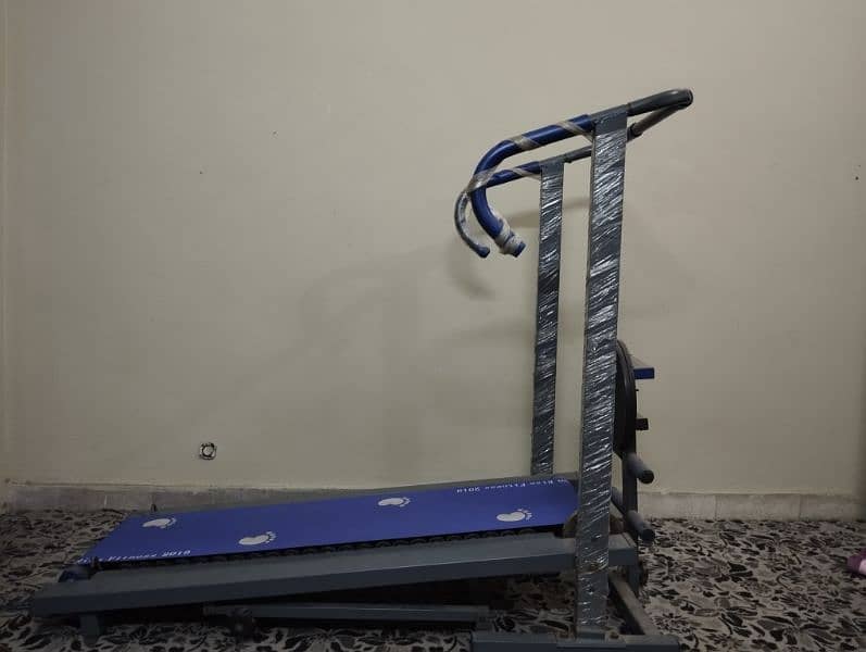 lightly used and affordable manual treadmill 0