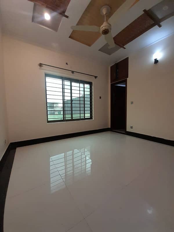 4 Marla Full House For Rent In G-13/1 Islamabad 3